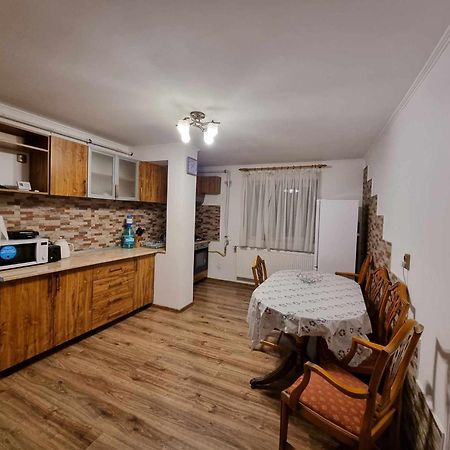 Lovely 2 Bedrooms Flat Cornelia- Central Corabia Zewnętrze zdjęcie