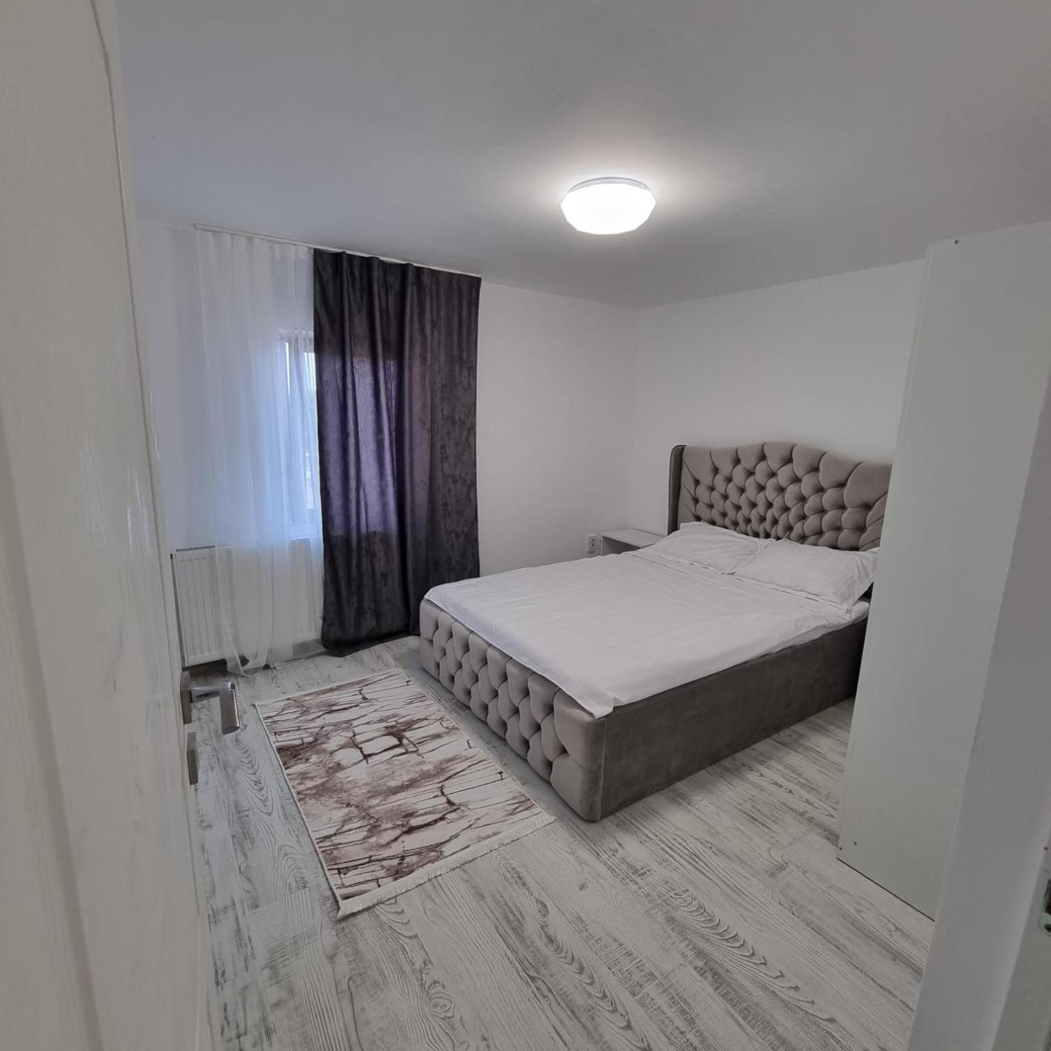 Lovely 2 Bedrooms Flat Cornelia- Central Corabia Zewnętrze zdjęcie